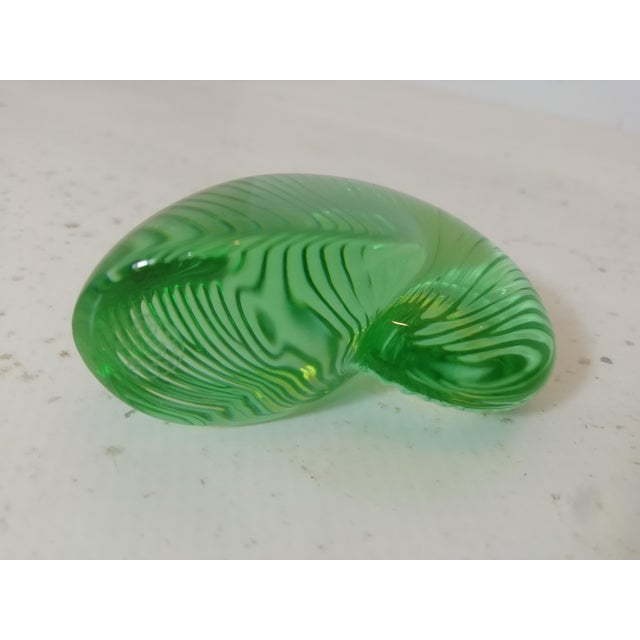 1980s Baccarat Crystal Nautilus Shell, France, 1980s For Sale - Image 5 of 9