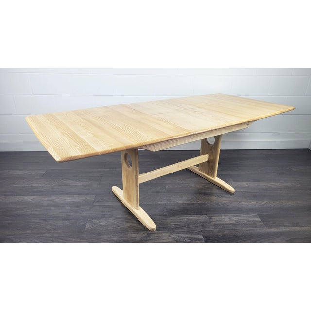 Windsor Extending Dining Table by Lucian Ercolani for Ercol, 2000s For Sale - Image 5 of 18