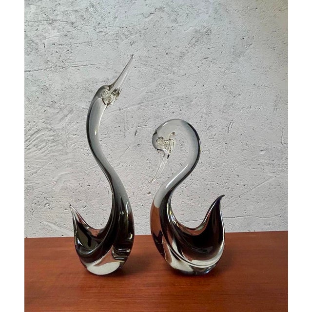 Stunning black swans from murano, dating from the 1970s. Exquisite and refined sommerso craftsmanship. attributed to the...