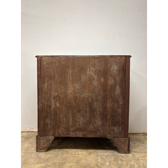 English Antique English Mahogany Chest of Drawers For Sale - Image 3 of 12