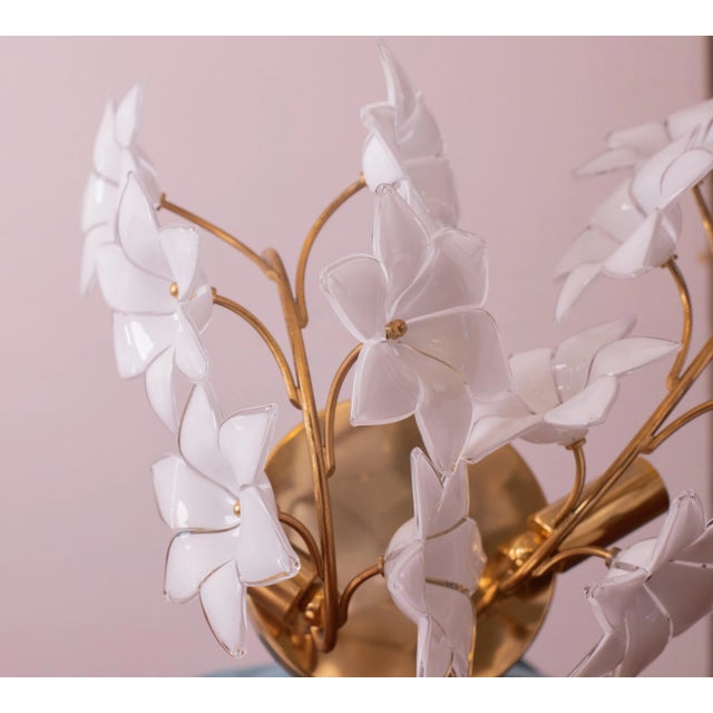 Glass Murano Wall Sconce With White Flowers, 1970s For Sale - Image 7 of 9