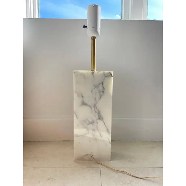 White Monolithic Elizabeth Kauffer Statuary Marble Table Lamp for Nessen Studio Unmarked, 1950s For Sale - Image 8 of 11
