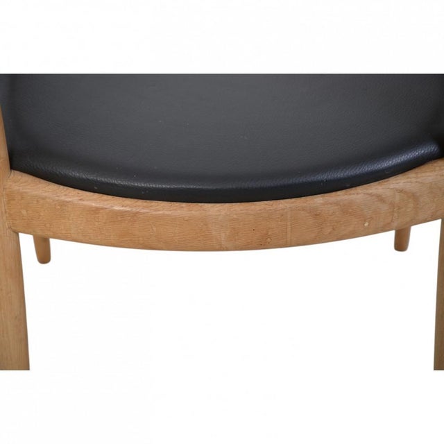 JH503 The Chair in Oak and Black Leather by Hans Wegner, 1960s For Sale - Image 12 of 18