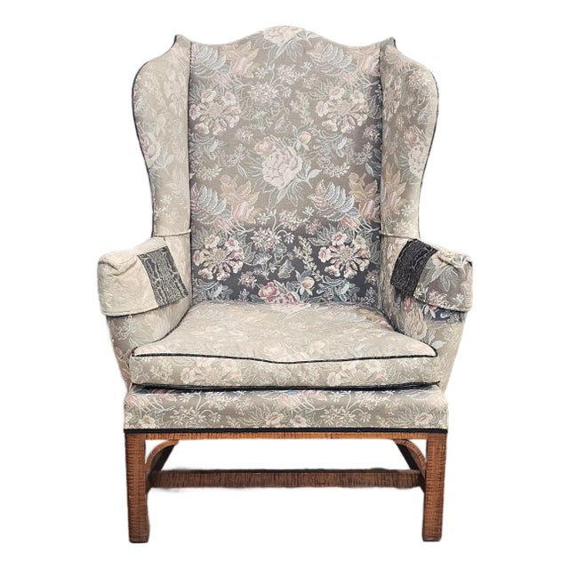Late 20th Century Tiger Maple Williamsburg Style Hepplewhite Wingback Chair For Sale