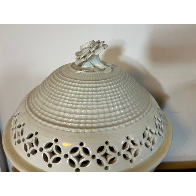 Antique 18th Century George III Creamware Covered Footed Bowl, Compote or Centerpiece With Flower Finial For Sale - Image 16 of 17