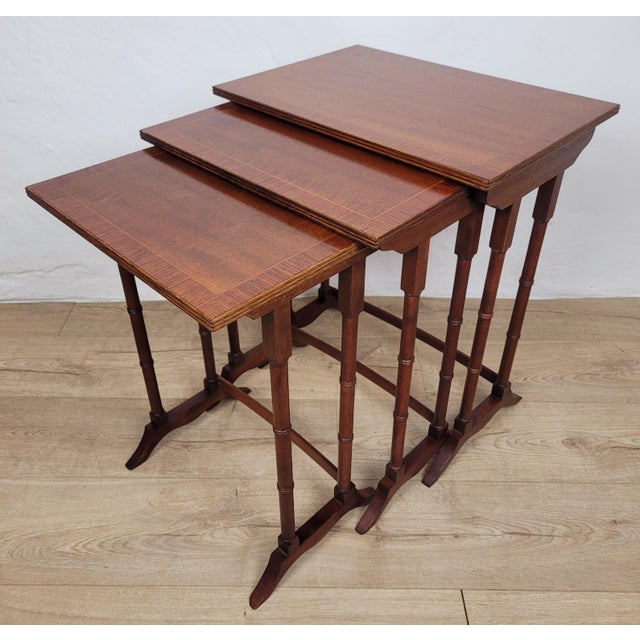 Victorian Nesting Tables in Mahogany, 1880, Set of 3 For Sale - Image 4 of 18