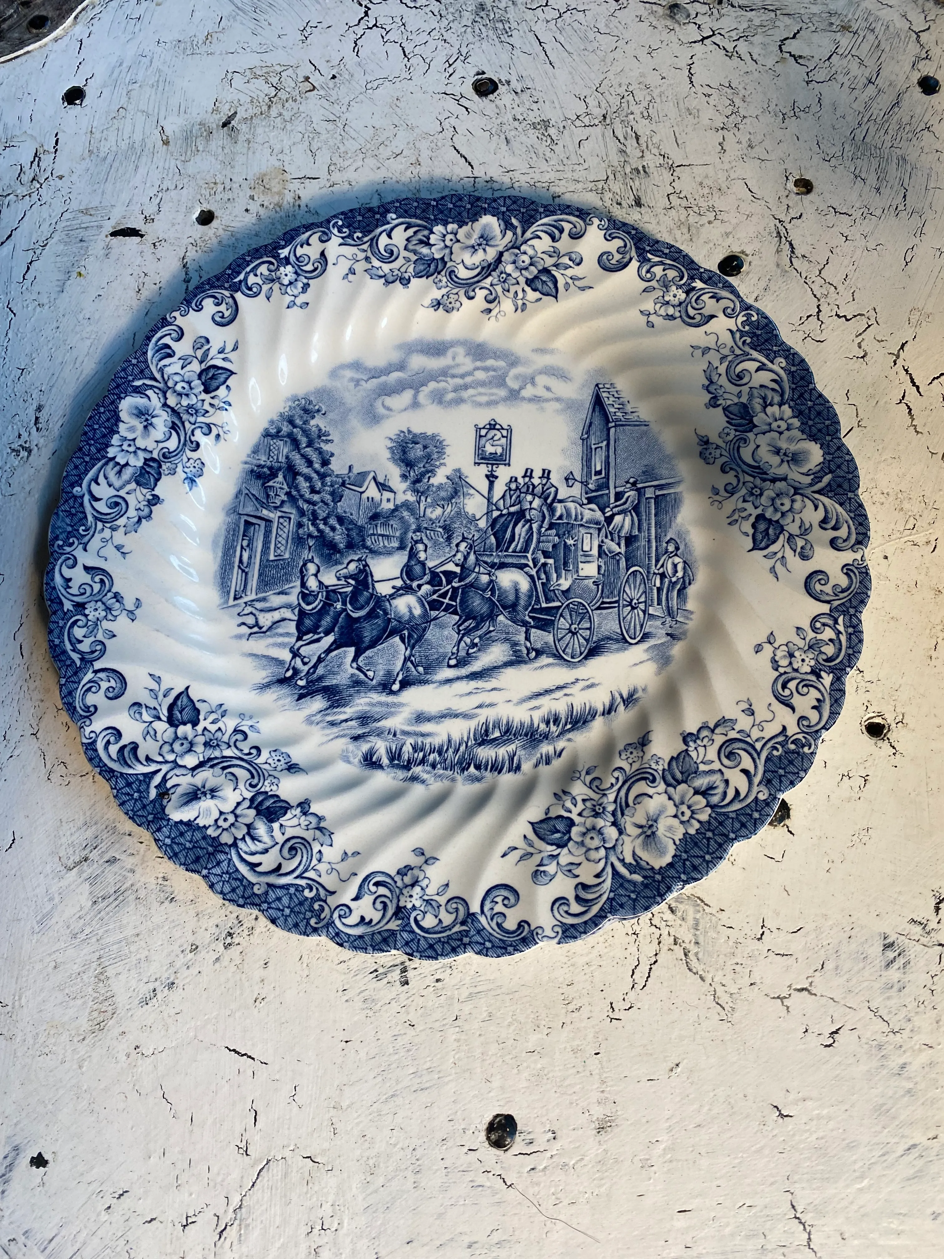 1980s Johnson Brothers Blue Coaching Scenes Dinner Plates- Set of
