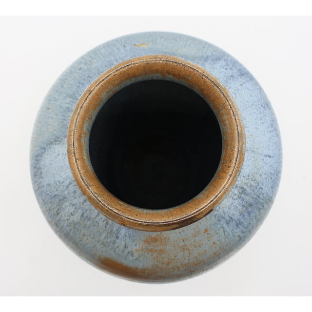 American C. 1980s "Seagrove" Pottery Large Turned Vase by Walter & Dot Auman For Sale - Image 3 of 6