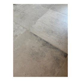 Example of Tile