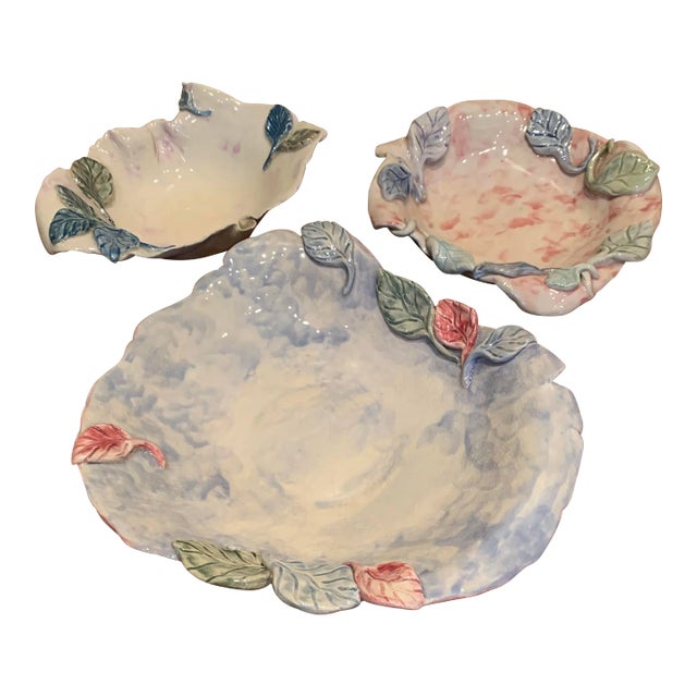 Vintage Decorative Plates- Set of 3 For Sale