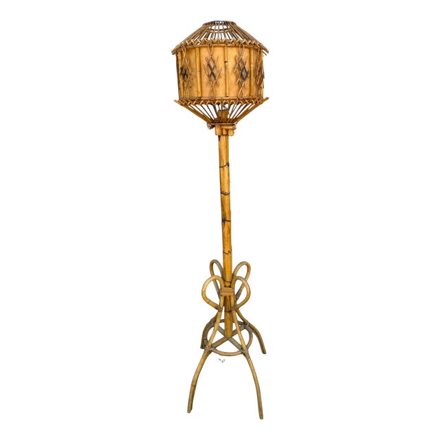 Vintage French Table Lamp in Rotin, 1960s For Sale