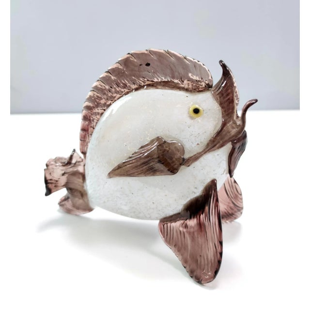 Vetrerie Toso, Italy, circa 1930s. It is made in blown glass and polychrome paste. A clear sign of the authenticity of the...