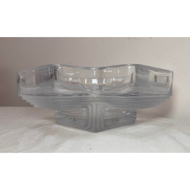 Large Daum Art Deco Clear and Frosted Crystal Centerpiece Bowl Sculpture MCM For Sale - Image 9 of 17