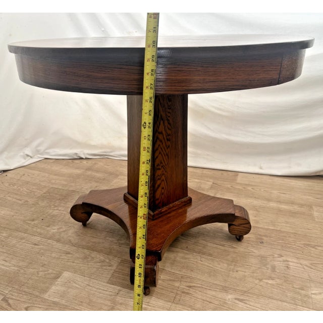 Round Pedestal Expanding Dining Table Antique Arts & Crafts Quarter-Sawn Oak For Sale - Image 11 of 15