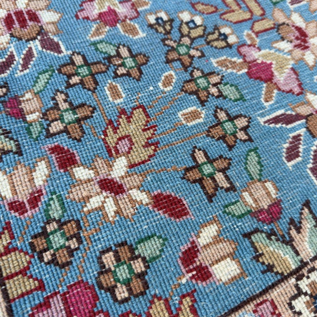 Large 20th Century Kashan Rug with Floral Medallion For Sale - Image 4 of 11