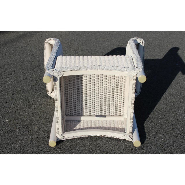 1980s Lloyd Loom Wicker Side Tables With Glass Tops—A Pair For Sale - Image 13 of 18