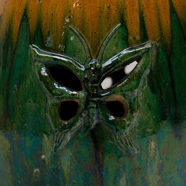 1920s Chinese Sancai Butterfly Garden Drum, C. 1920 For Sale - Image 5 of 7