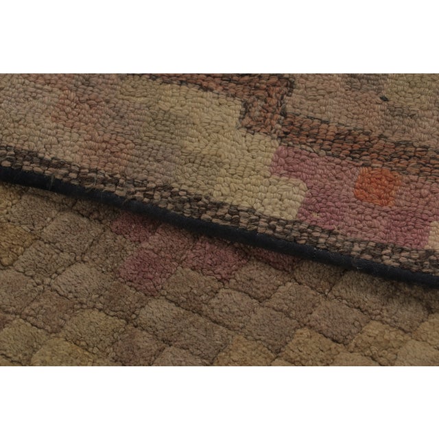 Textile Antique Hooked Rug With Multicolor Geometric Medallion Design - Rug & Kilim For Sale - Image 7 of 7