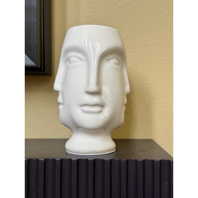 Jonathan Adler Vintage Postmodern White Ceramic “Dora Maar” Vase Styled After Jonathan Adler For Sale - Image 4 of 8