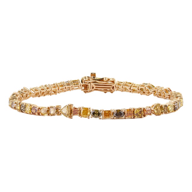 Handcrafted 6.83ct Mixed-Shape Diamond Tennis Bracelet in 18k Yellow Gold For Sale