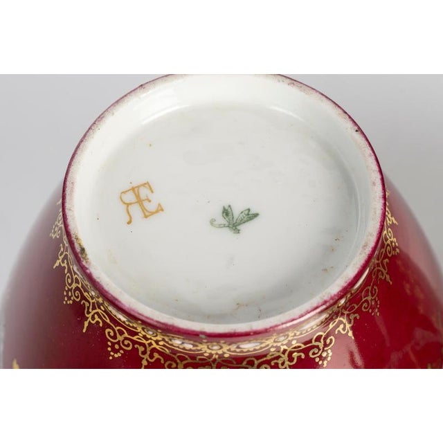 Napoleon III Lidded Vases in Painted Porcelain, 19th Century, Set of 2 For Sale - Image 9 of 11