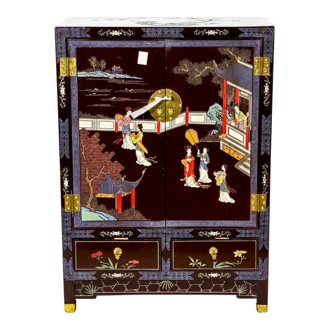 Vintage Chinoiserie Lacquer Bar Cabinet / Accent Armoire W/ Hand-Painted Chinese Court Scene & Brass Hardware For Sale