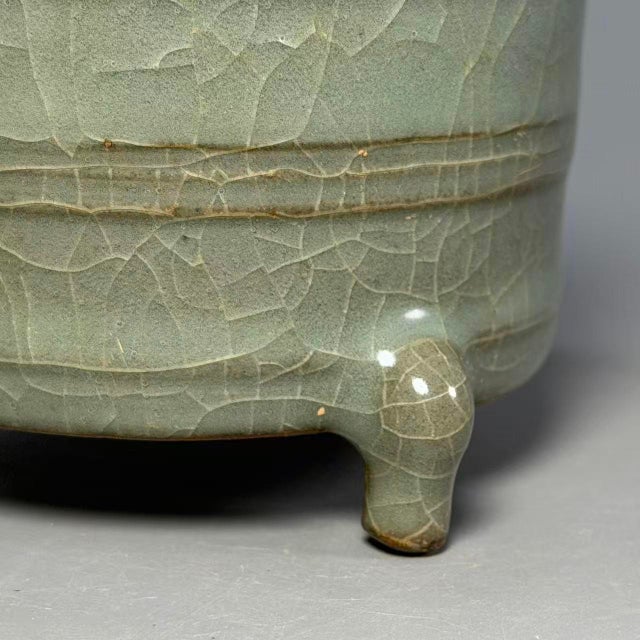 15th Century & Earlier Chinese Celadon Tripod Censer, Elegant Crackle‑Glaze Ribbed Collectible Vessel For Sale - Image 5 of 7