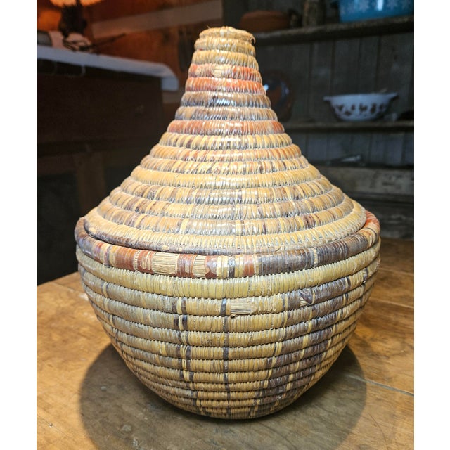 Rustic 19th Century Southwestern Coiled Basket For Sale - Image 3 of 11