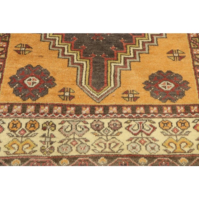 Vintage Turkish Oushak Rug - 04'00 X 06'10 For Sale - Image 4 of 8
