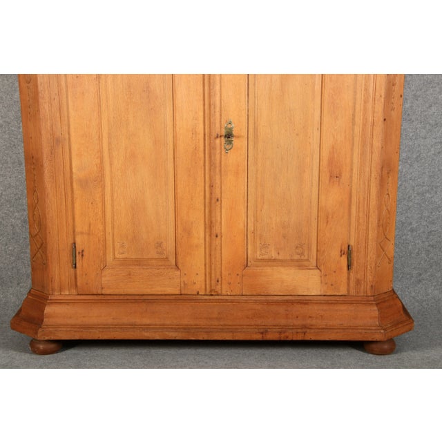 Mid 18th Century Antique Rococo Baroque Cabinet in Oak, 1750 For Sale - Image 5 of 18