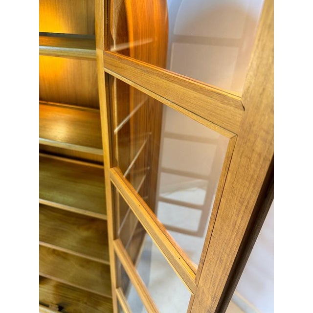 Brown Round Arched Teak Display Case with Lighting from Dyrlund For Sale - Image 8 of 11