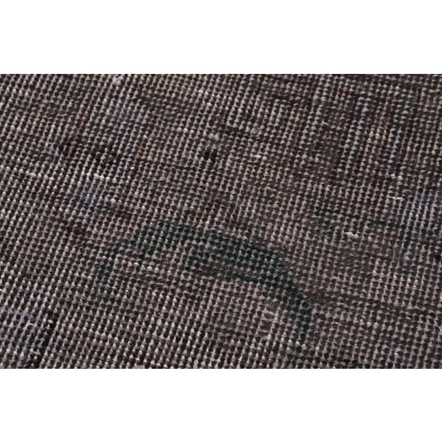 Boho Chic Persian Gray/Black Wool Rug - 6'1'' X 6'2'' For Sale In New York - Image 6 of 10