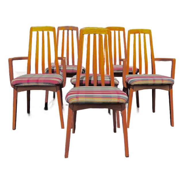 Mid Century Modern Dining Chairs | Benny Linden Style Set of Six With Armchairs For Sale