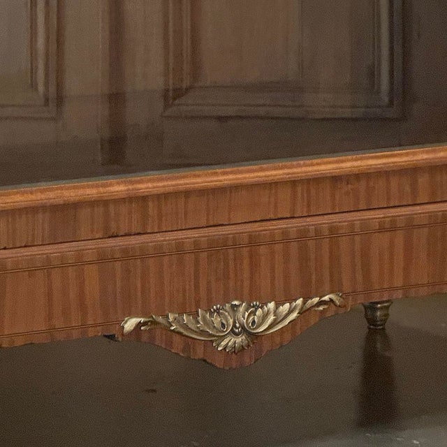 19th Century Parisian Louis XVI Marquetry Bookcase ~ Display Armoire For Sale - Image 10 of 18