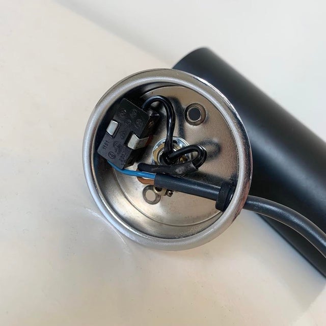 Vintage Model 31 B Black Sconce by Gino Sarfatti for Arteluce, 1950s For Sale - Image 17 of 18