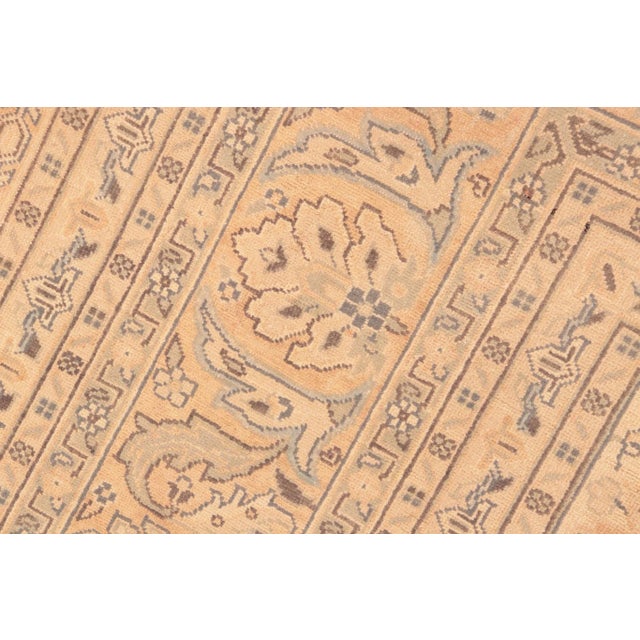 1980s 1980s Semi Antique Bohemian Beige/Rose Wool Rug For Sale In New York - Image 6 of 10