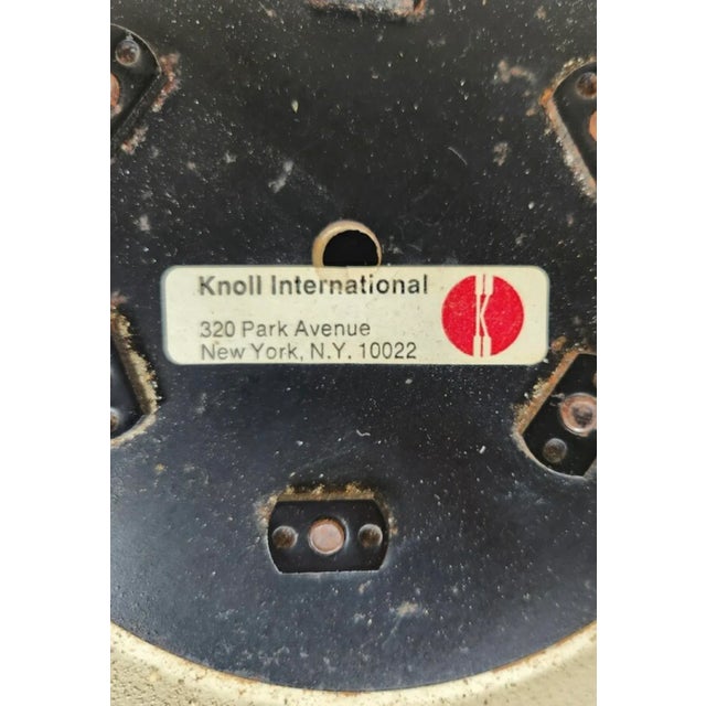 Vintage Mid-Century Modern Eero Saarinen Br50 Tulip Chairs - Set of 4 For Sale - Image 9 of 9