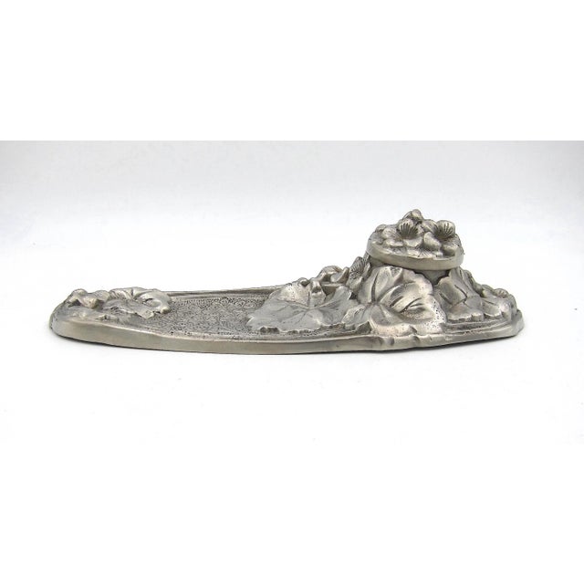 Vintage French Art Nouveau Inkstand in Pewter For Sale In Los Angeles - Image 6 of 13