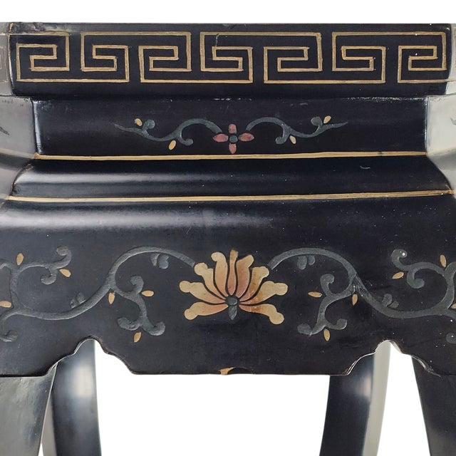 Black Mid-Century Chinese Lacquered Hexagon Side Table – 18” Floral Inlay Accent For Sale - Image 8 of 11