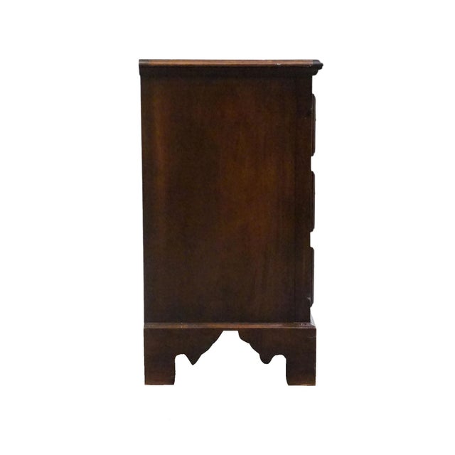 High End Vintage Banded Mahogany Traditional Chippendale Style 30" Nightstand W. Jewelry Storage For Sale - Image 12 of 12