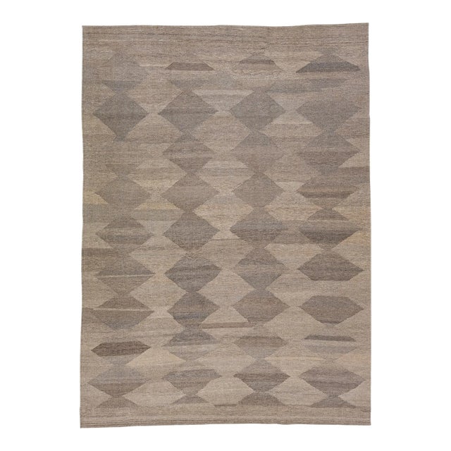 2020s Brown Flatweave Modern Kilim Wool Rug With Geometric Pattern For Sale
