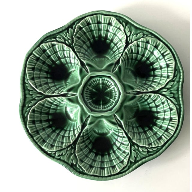 No. 9689 Majolica Oyster & Seafood Service from Sarreguemines, France, 1930s, Set of 13 For Sale - Image 3 of 14
