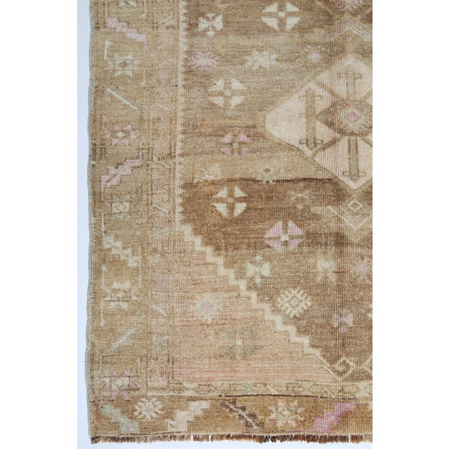 Vintage Oushak Runner – Muted Anatolian Wool With Diamond Medallions in Beige, Tan, and Soft Brown -4' 3'' X 12' 2'' For Sale - Image 11 of 13
