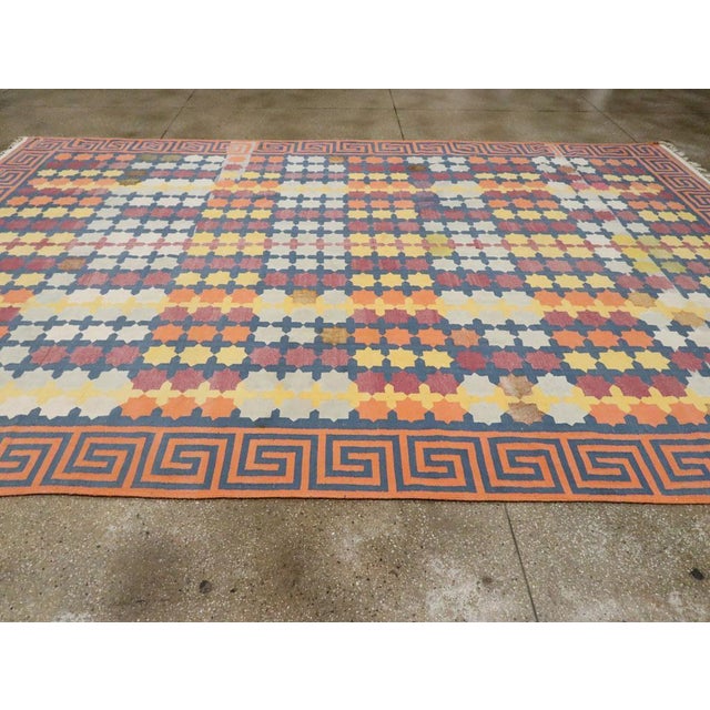 Textile Galerie Shabab Collection Mid-20th Century Handmade Indian Flatweave Dhurrie Room Size Carpet For Sale - Image 7 of 10