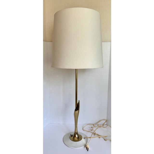 Metal 1960's Mid-Century Modern Tulip Shaped Brass & White Table Lamp, Attributed to Laurel Lamp Co. For Sale - Image 7 of 9