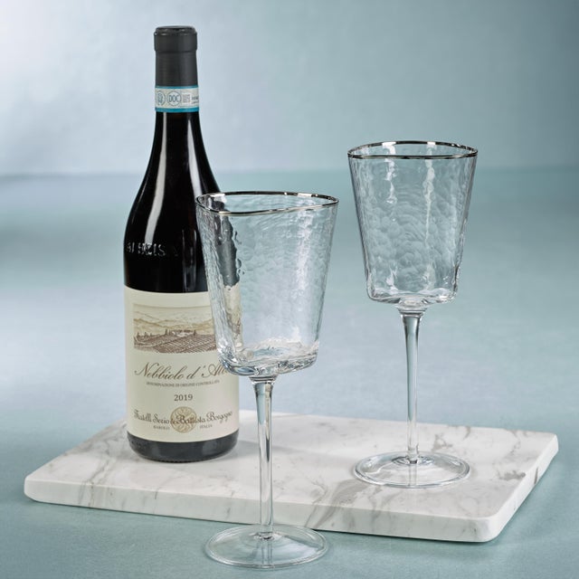 Aperitivo Triangular Wine Glass, Clear w/ Platinum Rim - Set Of Four The Aperitivo Triangular collection is a stylish...