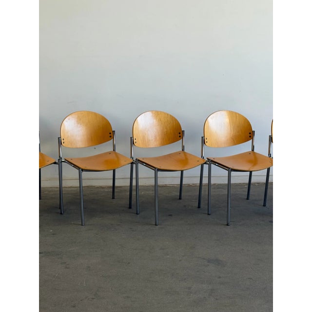 W19.5 D20.6 H30 SW17 SD17.5 SH16 Post Modern dining chairs in chrome and Baltic birch in as found condition. Chairs have...