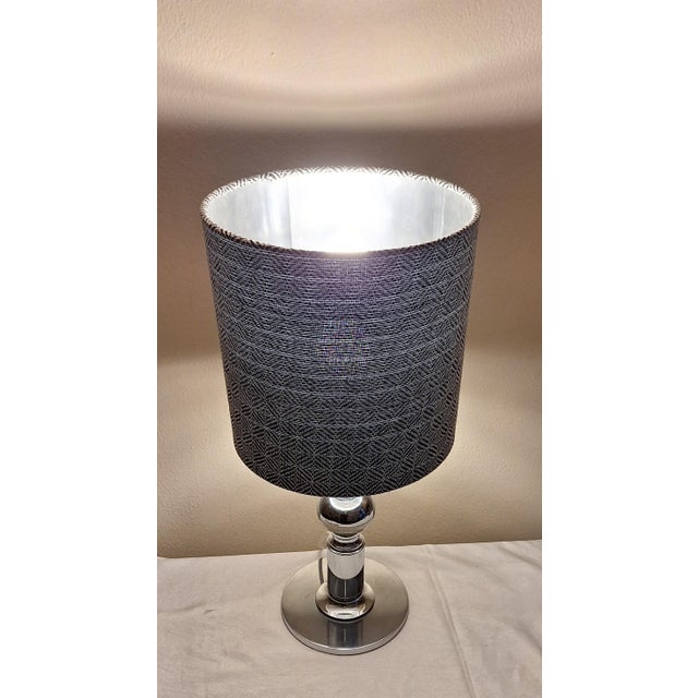 1970s Vintage Table Lamp with Chrome-Plated Metal Base and Fabric Shade, 1970s For Sale - Image 5 of 7