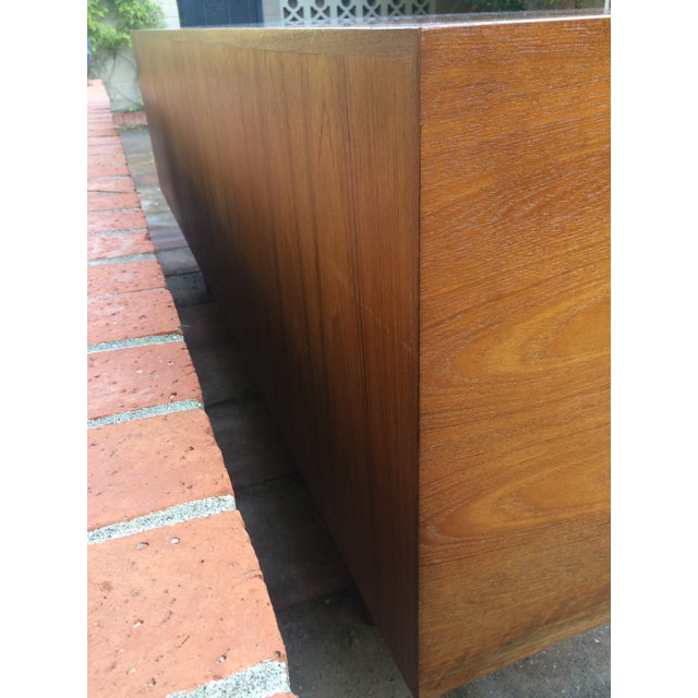 Brown Mid Century Hans Wegner Presidential Teak Credenza For Sale - Image 8 of 11