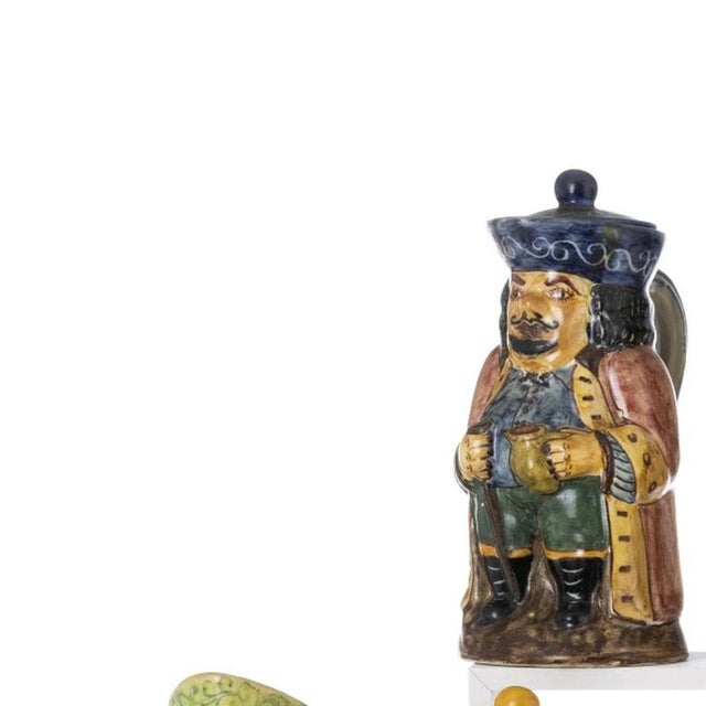 Earthenware - Lot of 10 Toby Jugs in earthenware. English Toby jug; male figures in European earthenware; possibly...